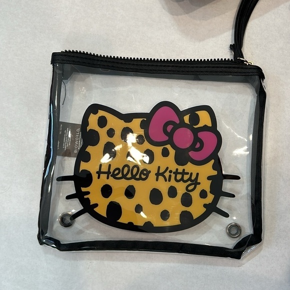 Brand New Hello Kitty bows & pink leopard three piece travel bag tote set rare - Picture 3 of 12